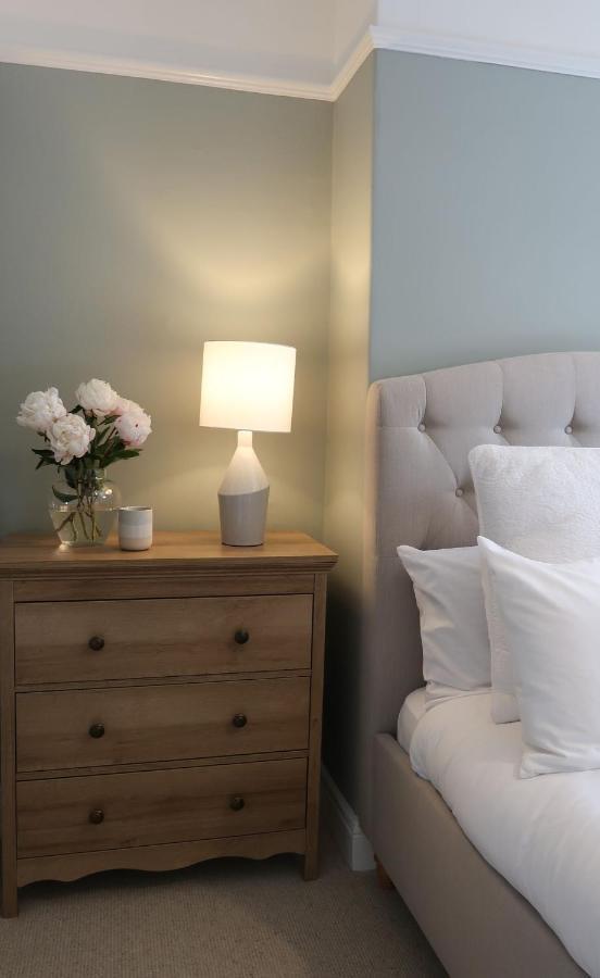 Luxury Living Outside The City Walls - Sleeps Six! Chester Eksteriør bilde