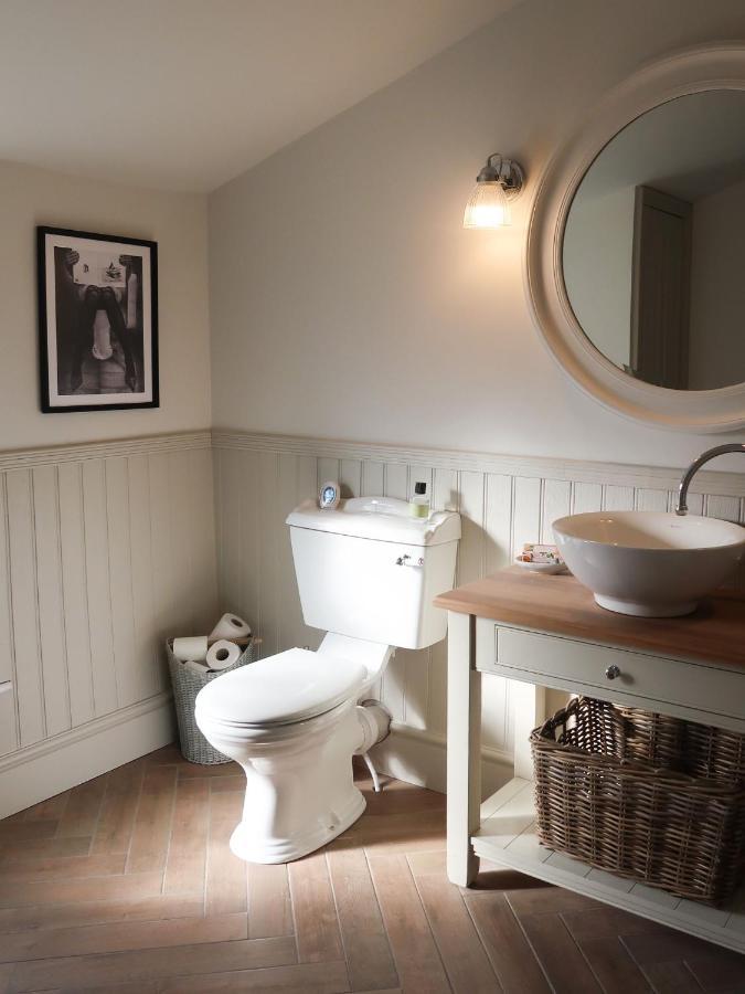 Luxury Living Outside The City Walls - Sleeps Six! Chester Eksteriør bilde