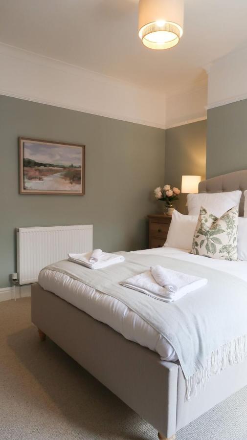 Luxury Living Outside The City Walls - Sleeps Six! Chester Eksteriør bilde
